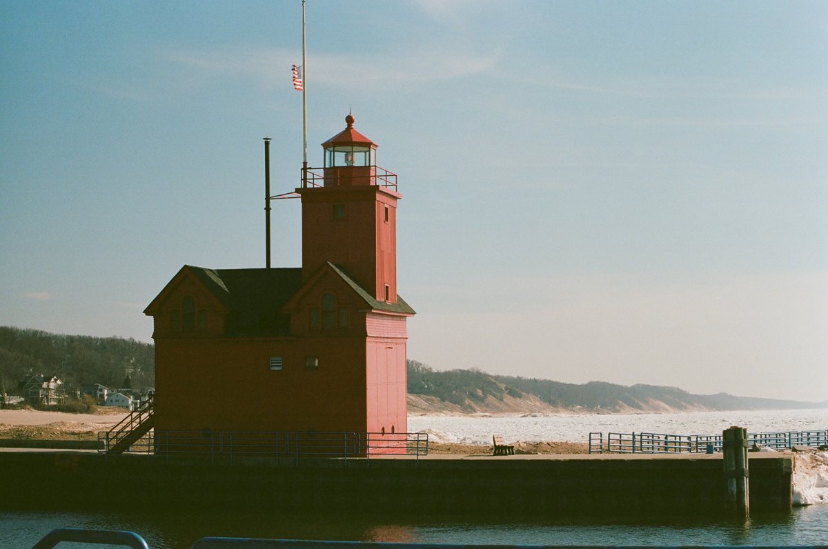 Ottawa_lighthouse